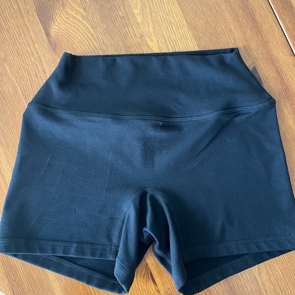 SET Active Black Athletic Compression Shorts - Picture 1 of 3